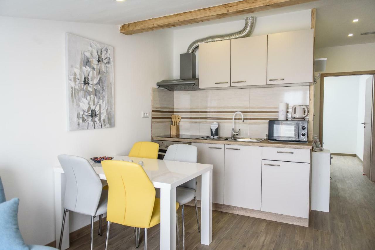 Apartman Nina Apartment Zadar Bagian luar foto
