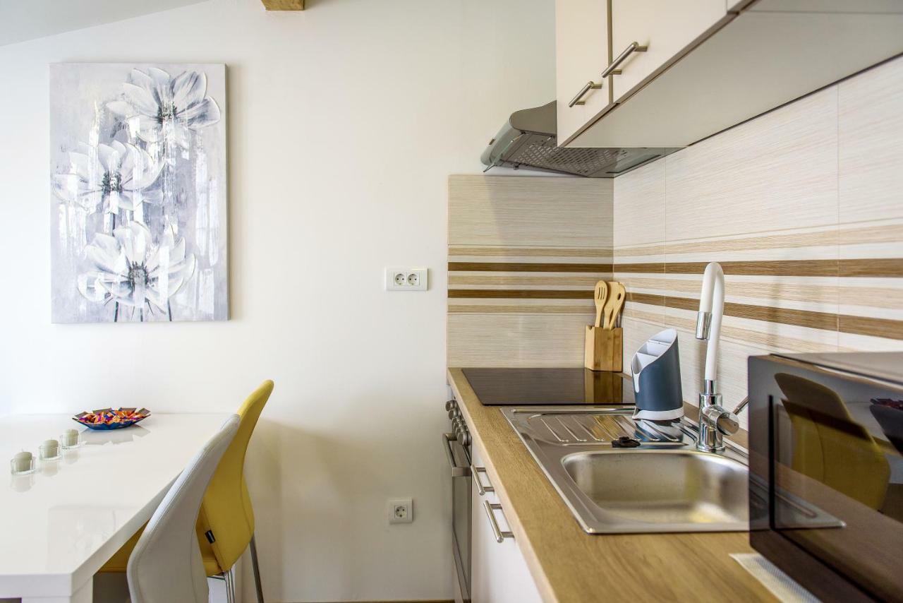 Apartman Nina Apartment Zadar Bagian luar foto